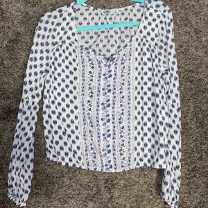 Woman’s Hollister Blouse